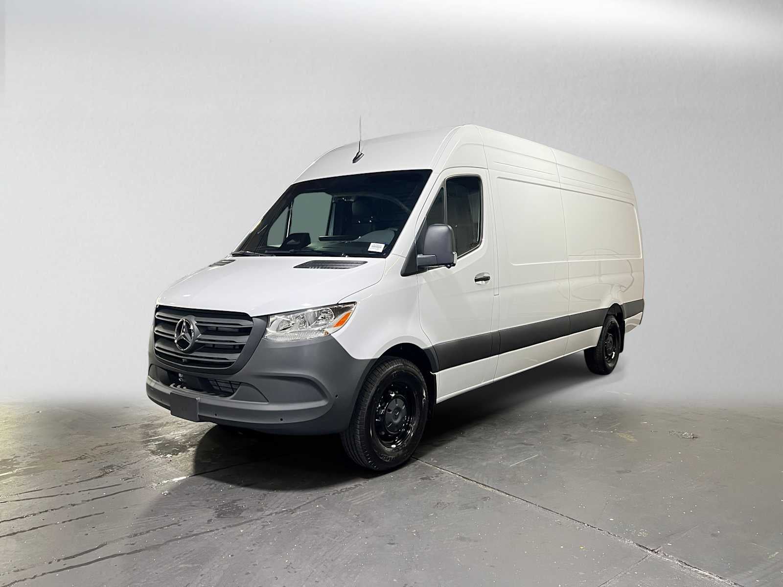 2026 Mercedes-Benz Sprinter 2500 High Roof I4 Diesel 170 RWD