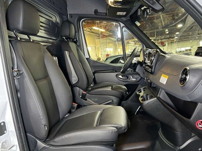2026 Mercedes-Benz Sprinter Cargo 2500 High Roof I4 Diesel 170 RWD