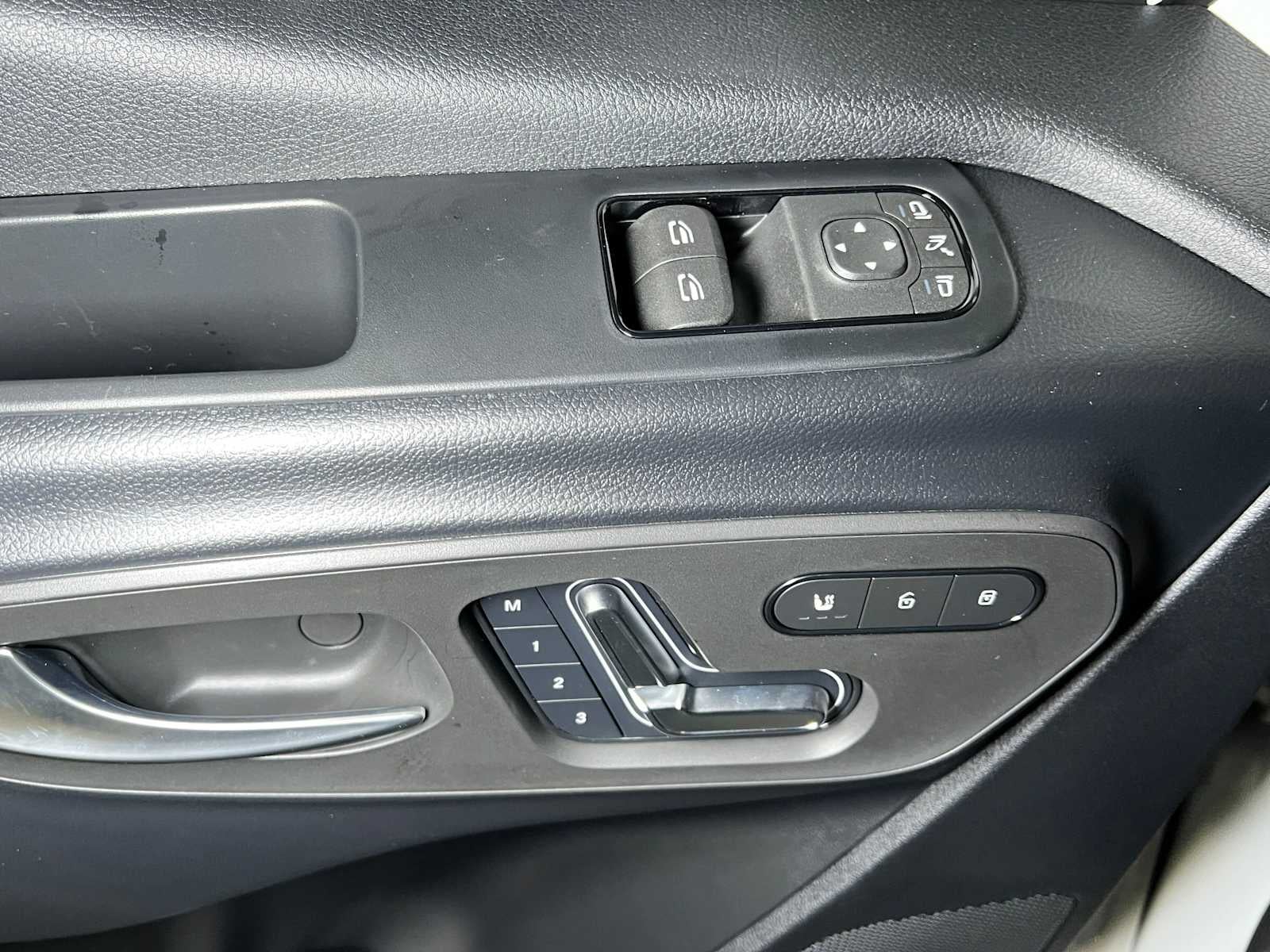 2026 Mercedes-Benz Sprinter Cargo 2500 High Roof I4 Diesel 170 RWD