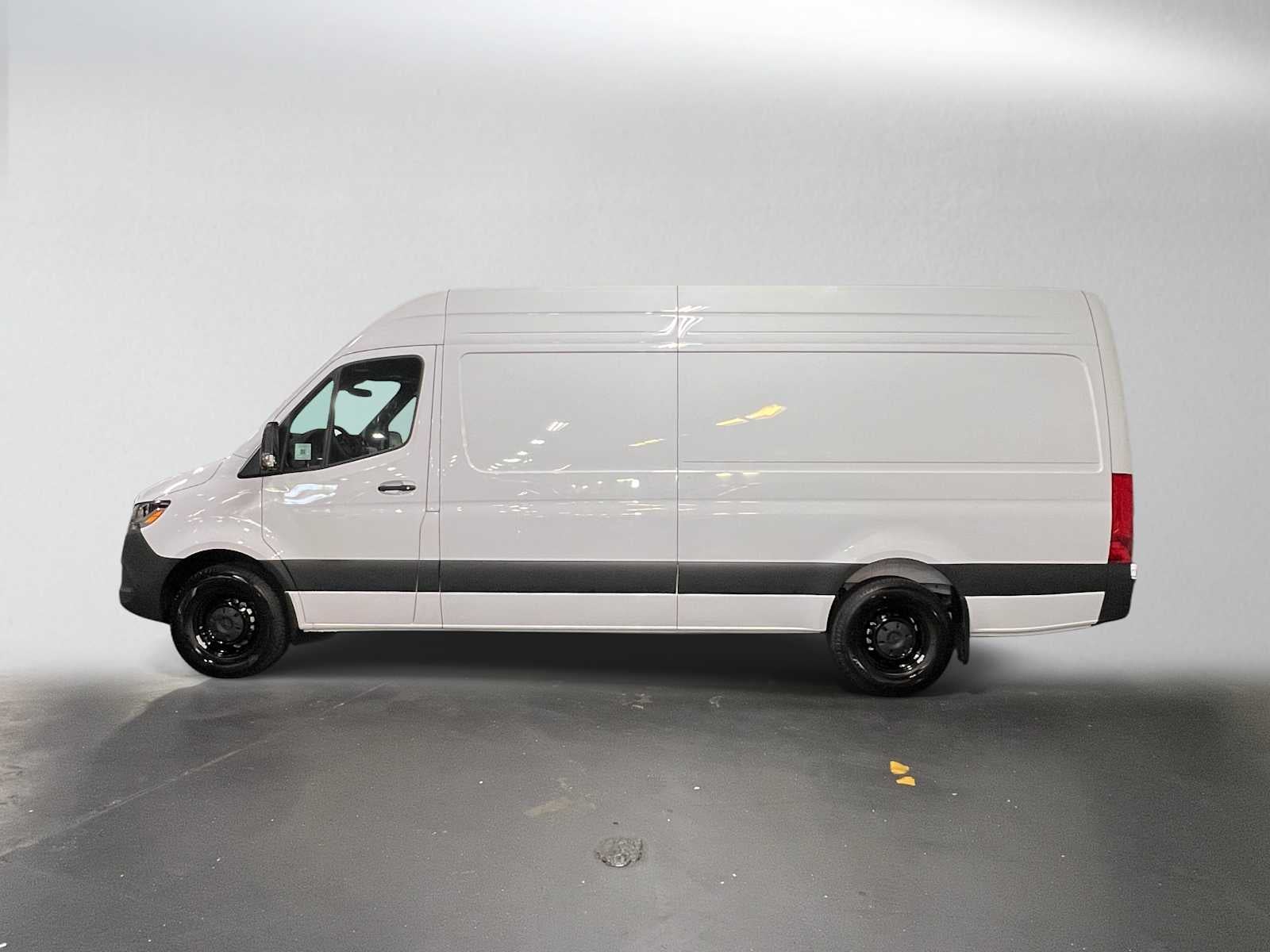 2026 Mercedes-Benz Sprinter Cargo 2500 High Roof I4 Diesel 170 RWD