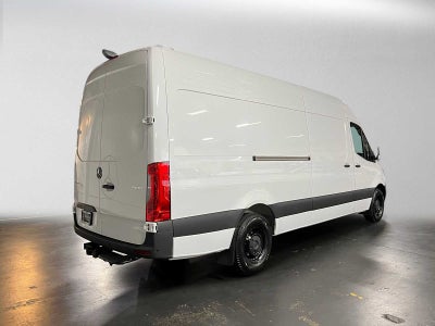 2027 Mercedes-Benz Sprinter Cargo 2500 High Roof I4 Diesel 170 RWD