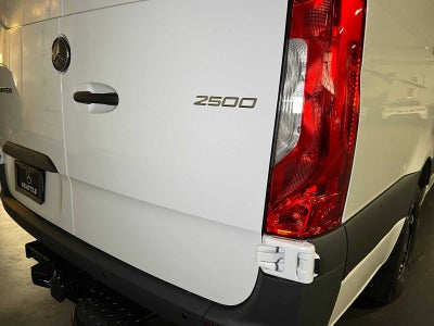 2026 Mercedes-Benz Sprinter Cargo 2500 High Roof I4 Diesel 170 RWD