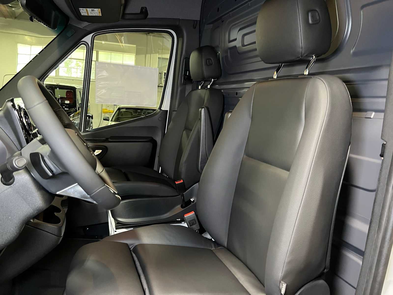 2026 Mercedes-Benz Sprinter Cargo 2500 High Roof I4 Diesel 170 RWD
