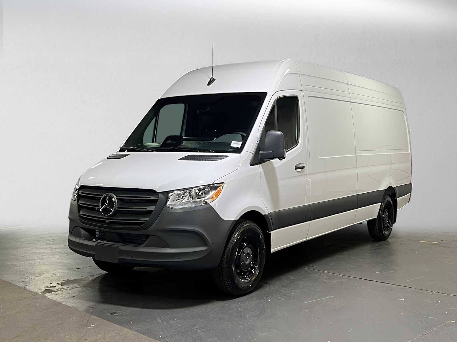 2026 Mercedes-Benz Sprinter Cargo 2500 High Roof I4 Diesel 170 RWD