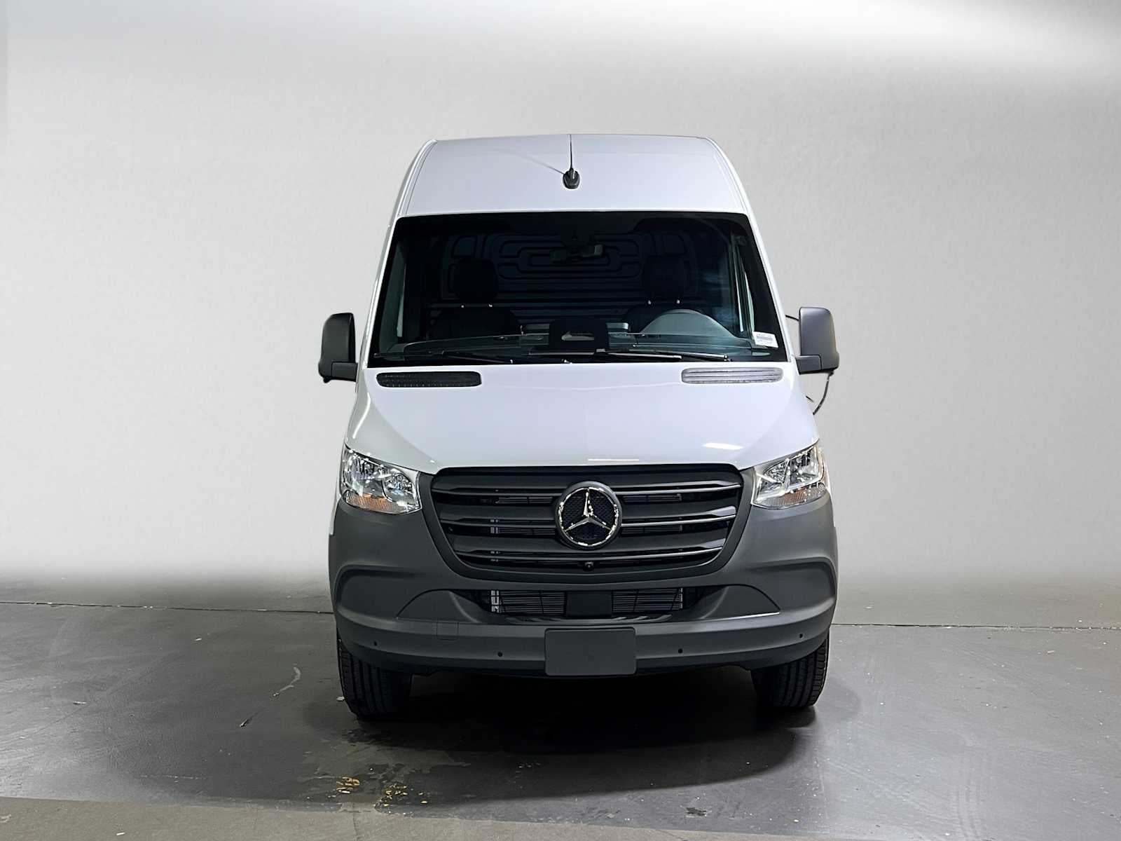 2026 Mercedes-Benz Sprinter Cargo 2500 High Roof I4 Diesel 170 RWD