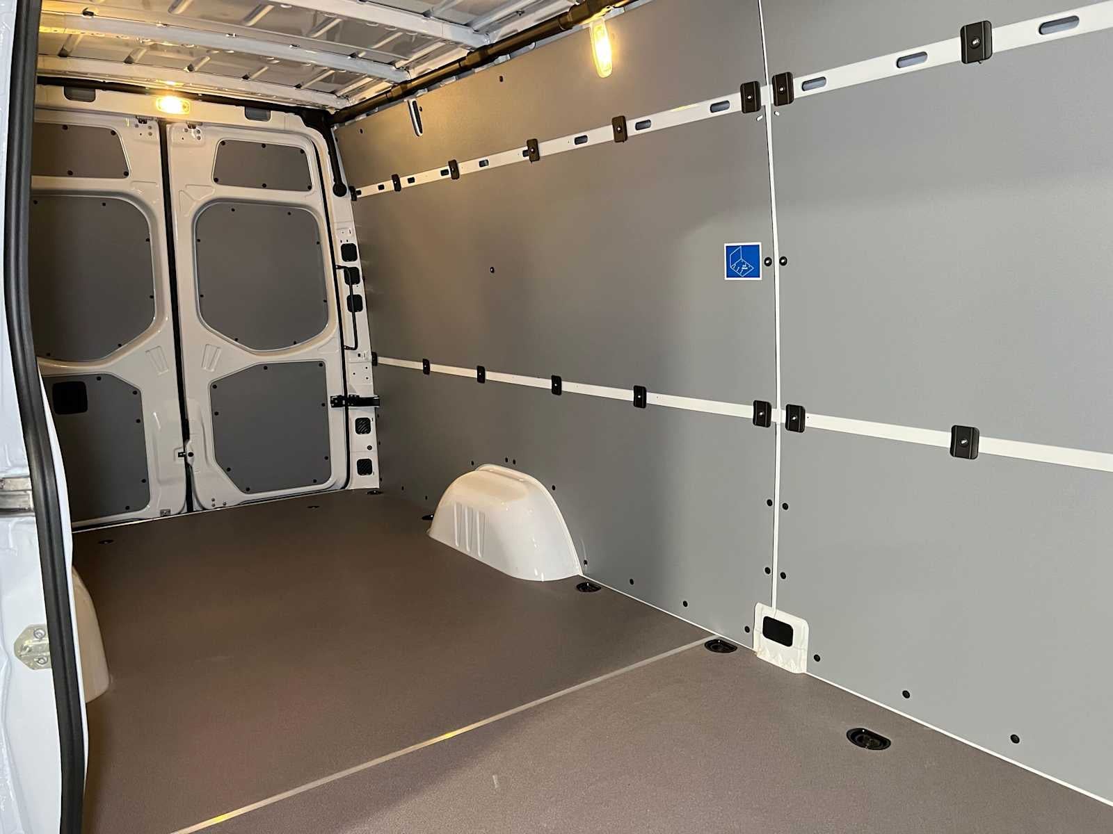 2026 Mercedes-Benz Sprinter Cargo 2500 High Roof I4 Diesel 170 RWD