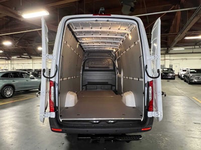 2026 Mercedes-Benz Sprinter Cargo 2500 High Roof I4 Diesel 170 RWD