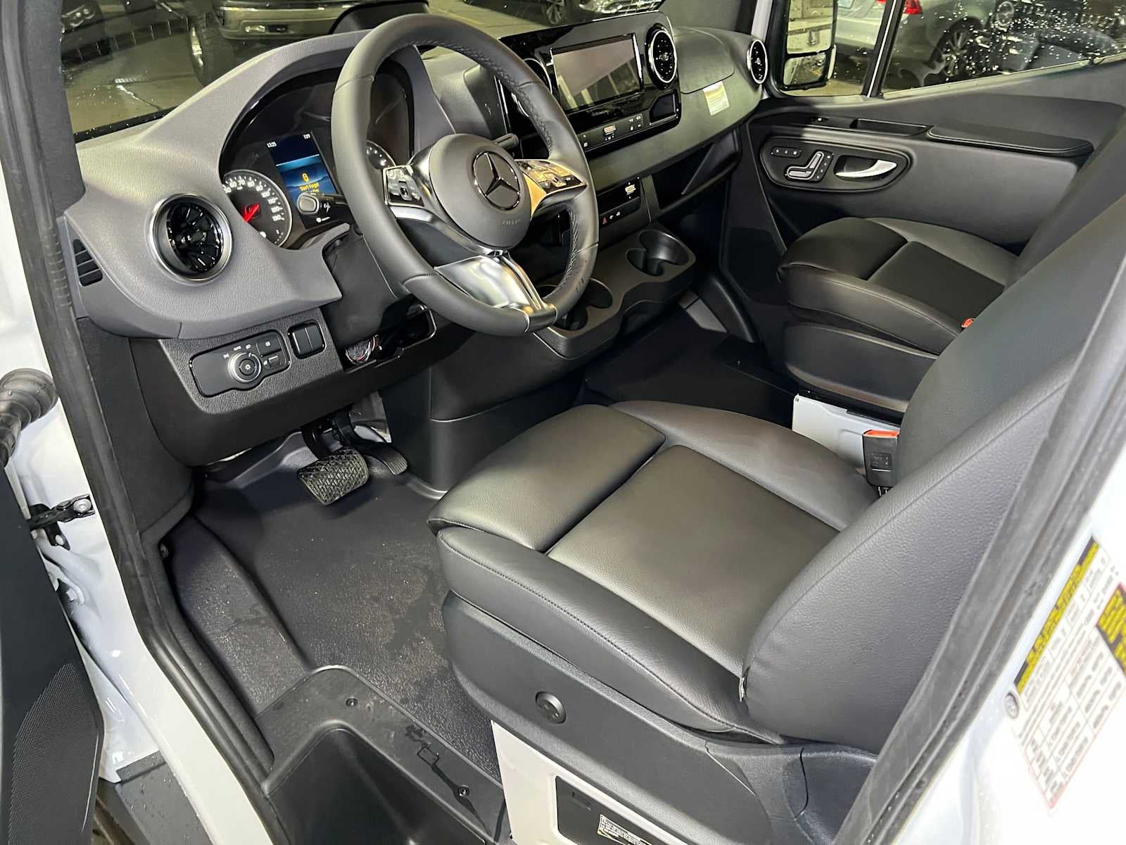 2026 Mercedes-Benz Sprinter Cargo 2500 High Roof I4 Diesel 170 RWD
