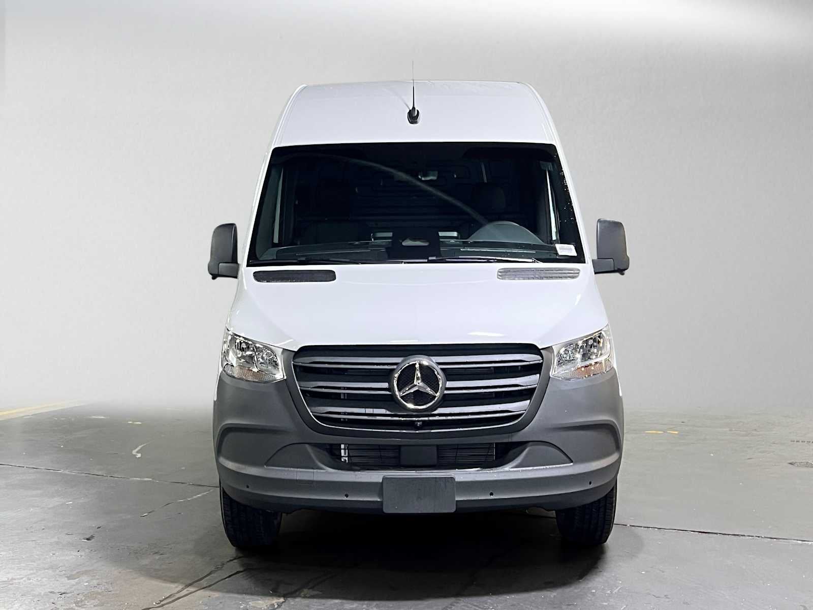 2026 Mercedes-Benz Sprinter Cargo 2500 High Roof I4 Diesel 170 RWD