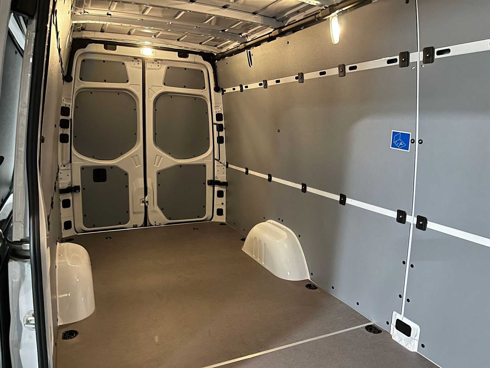 2026 Mercedes-Benz Sprinter Cargo 2500 High Roof I4 Diesel 170 RWD