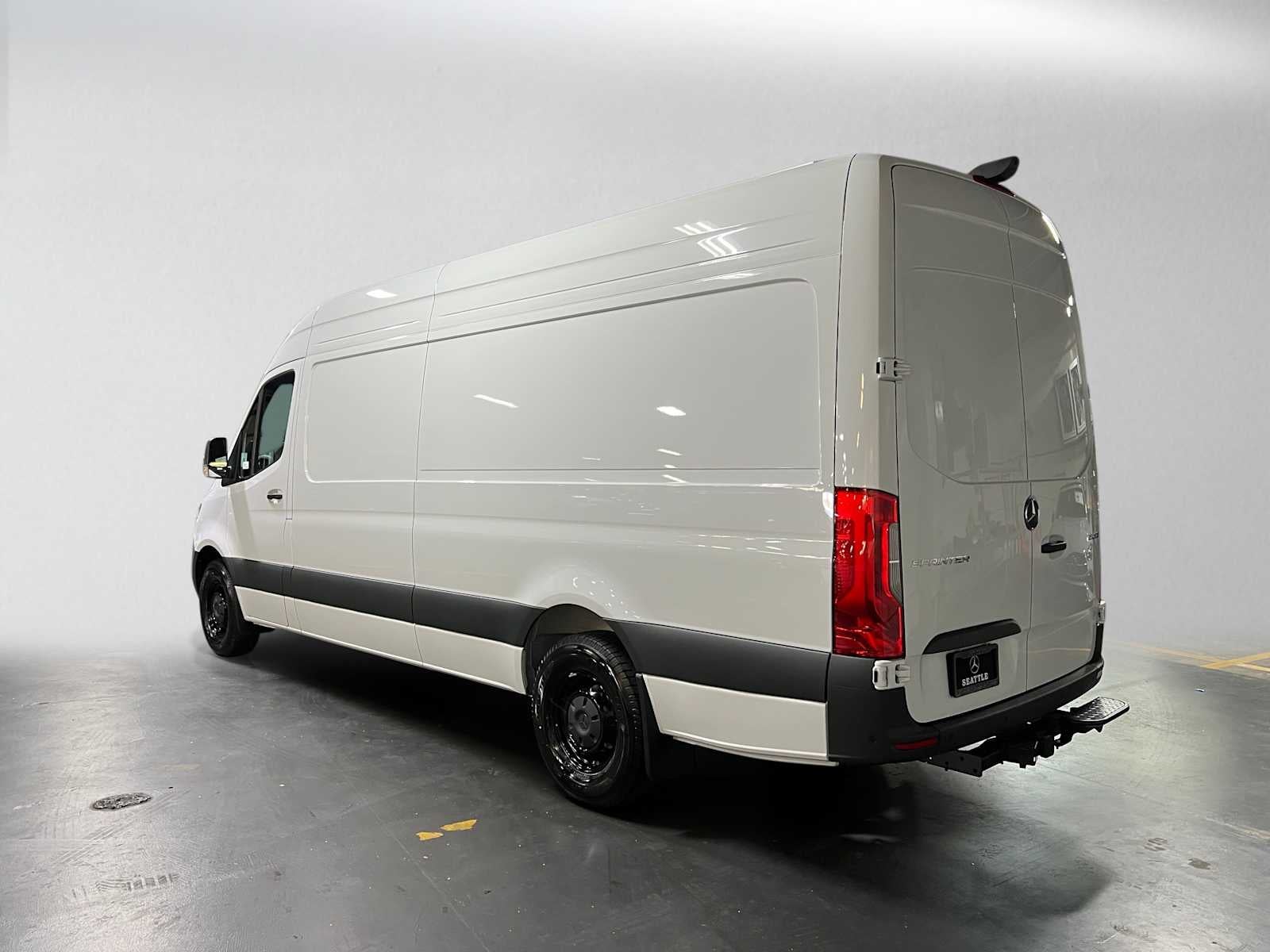 2026 Mercedes-Benz Sprinter Cargo 2500 High Roof I4 Diesel 170 RWD