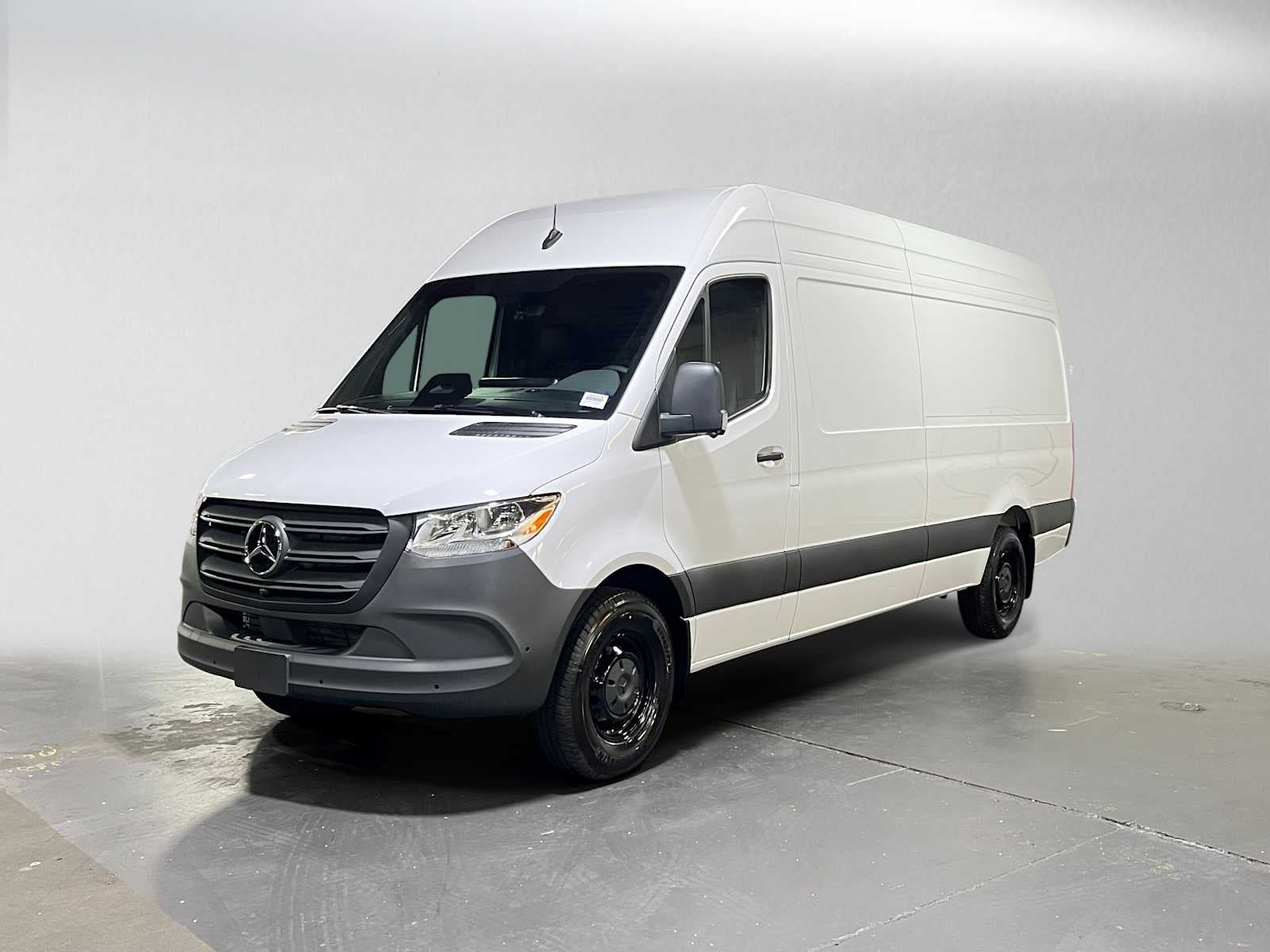 2026 Mercedes-Benz Sprinter Cargo 2500 High Roof I4 Diesel 170 RWD