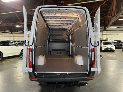 2026 Mercedes-Benz Sprinter Cargo 2500 High Roof I4 Diesel 170 RWD