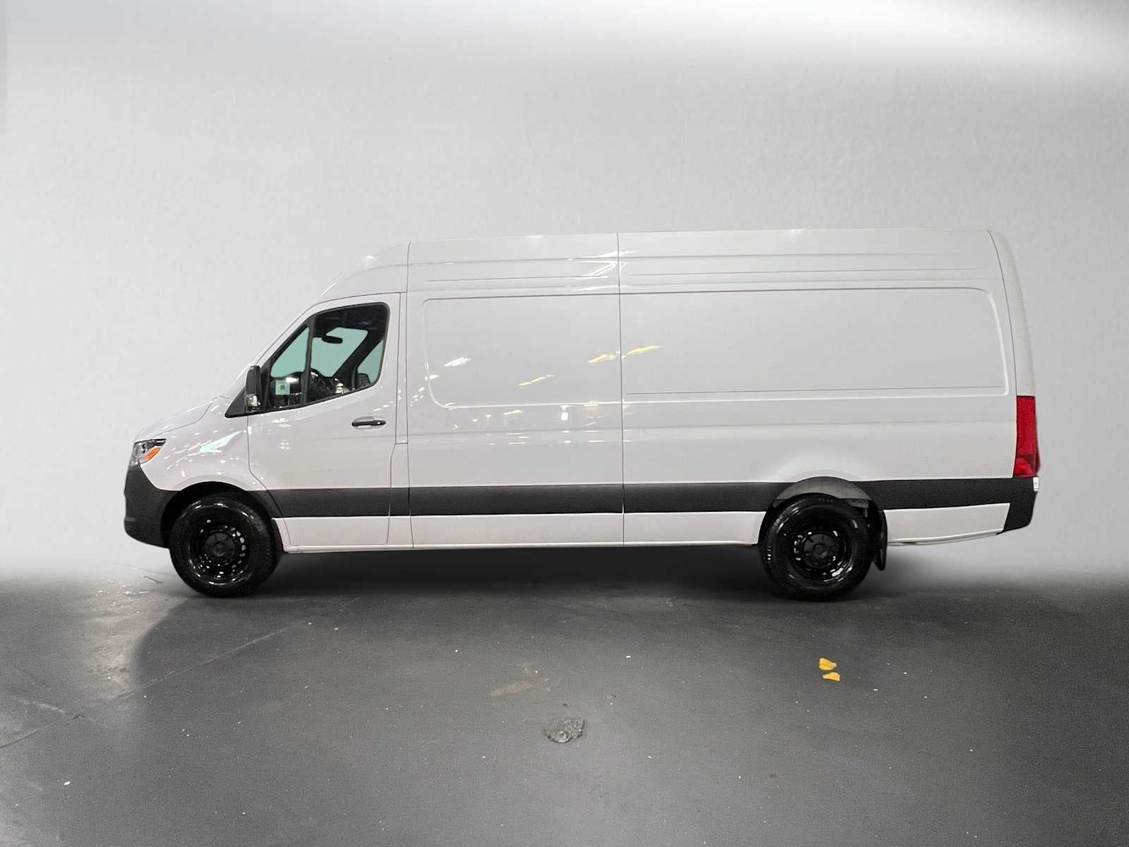 2026 Mercedes-Benz Sprinter Cargo 2500 High Roof I4 Diesel 170 RWD