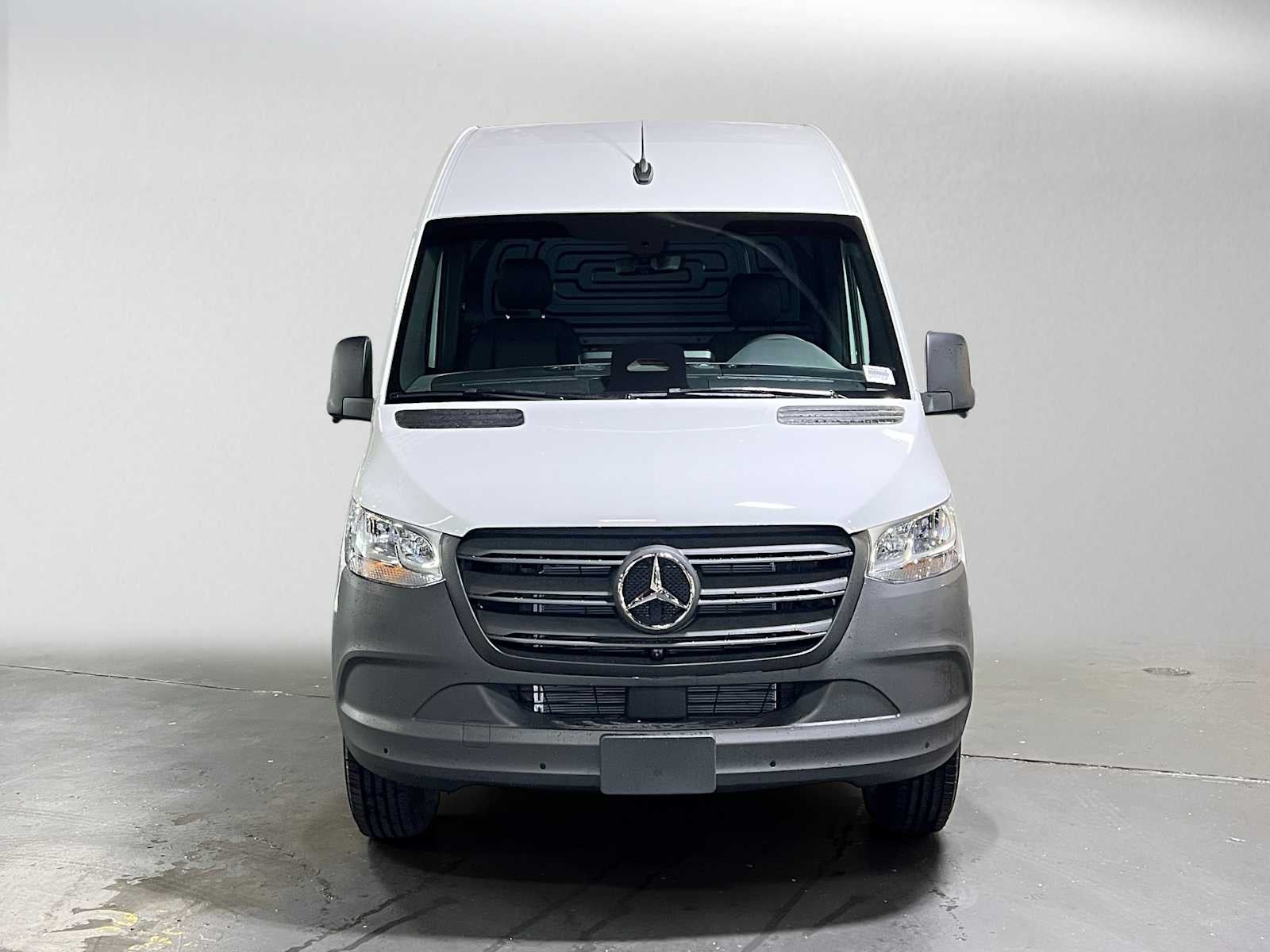 2026 Mercedes-Benz Sprinter Cargo 2500 High Roof I4 Diesel 170 RWD
