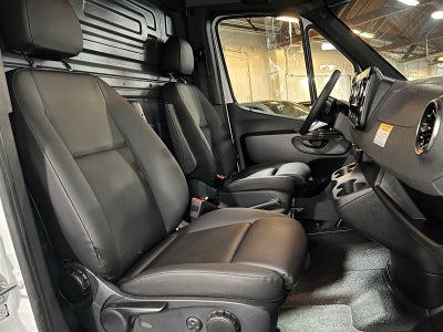 2025 Mercedes-Benz Sprinter Cargo Van 2500 High Roof I4 Diesel 170 RWD