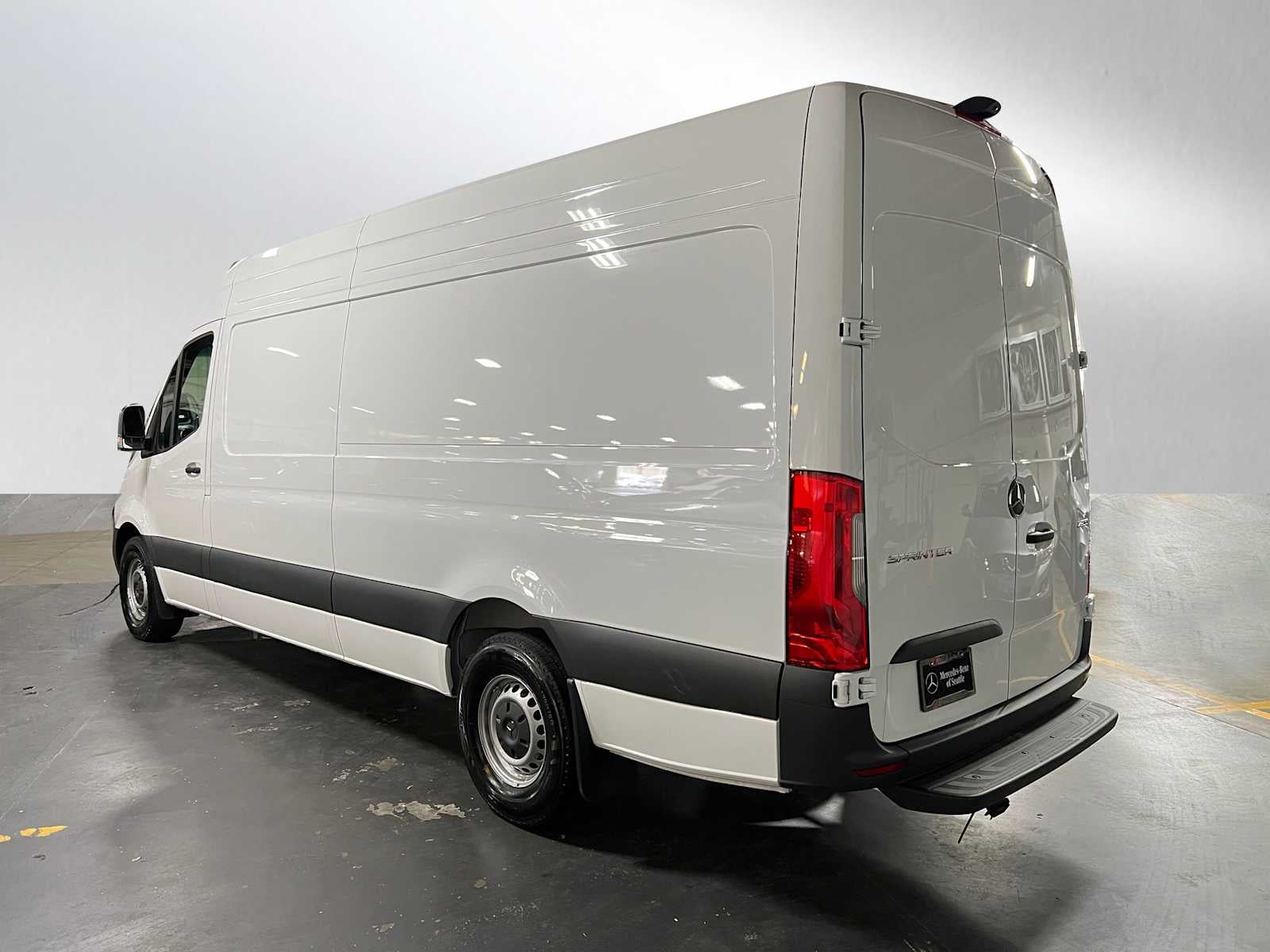 2025 Mercedes-Benz Sprinter Cargo Van 2500 High Roof I4 Diesel 170 RWD