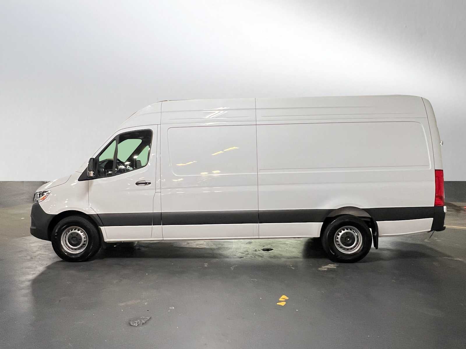 2025 Mercedes-Benz Sprinter Cargo Van 2500 High Roof I4 Diesel 170 RWD