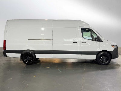 2026 Mercedes-Benz Sprinter 2500 High Roof I4 Diesel 170 RWD