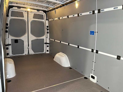 2026 Mercedes-Benz Sprinter 2500 High Roof I4 Diesel 170 RWD