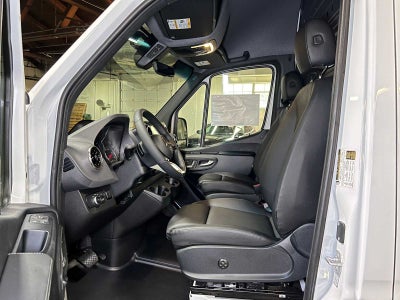2026 Mercedes-Benz Sprinter 2500 High Roof I4 Diesel 170 RWD