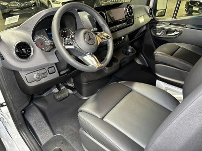 2026 Mercedes-Benz Sprinter 2500 High Roof I4 Diesel 170 RWD