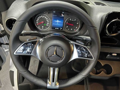 2026 Mercedes-Benz Sprinter 2500 High Roof I4 Diesel 170 RWD