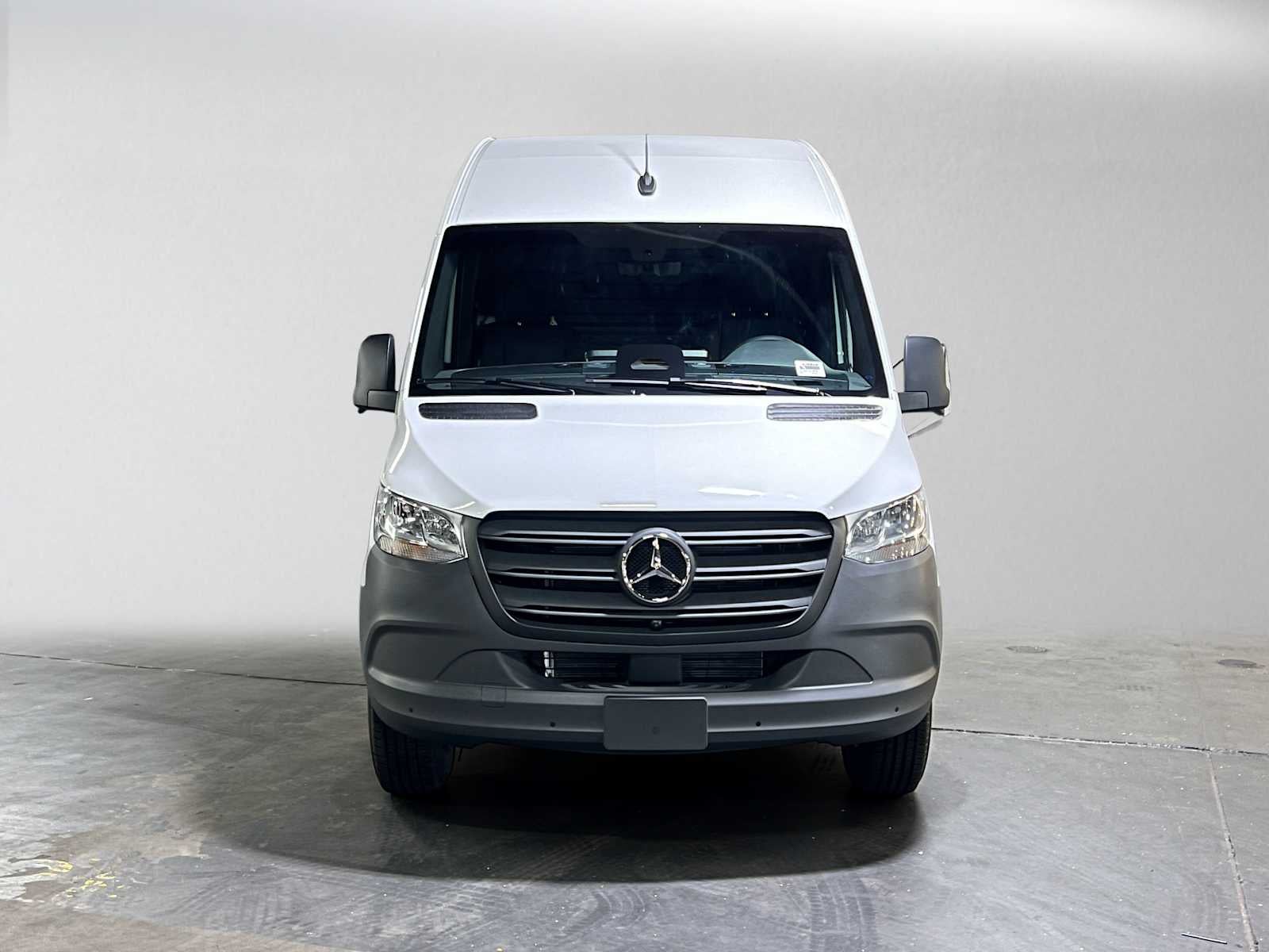2026 Mercedes-Benz Sprinter 2500 High Roof I4 Diesel 170 RWD