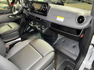 2027 Mercedes-Benz Sprinter Cargo 2500 High Roof I4 Diesel 170 RWD