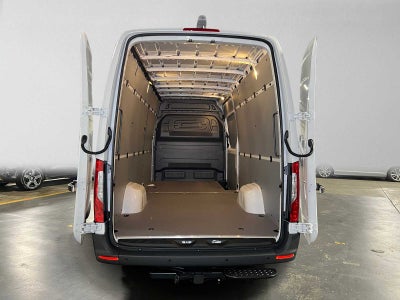2027 Mercedes-Benz Sprinter Cargo 2500 High Roof I4 Diesel 170 RWD