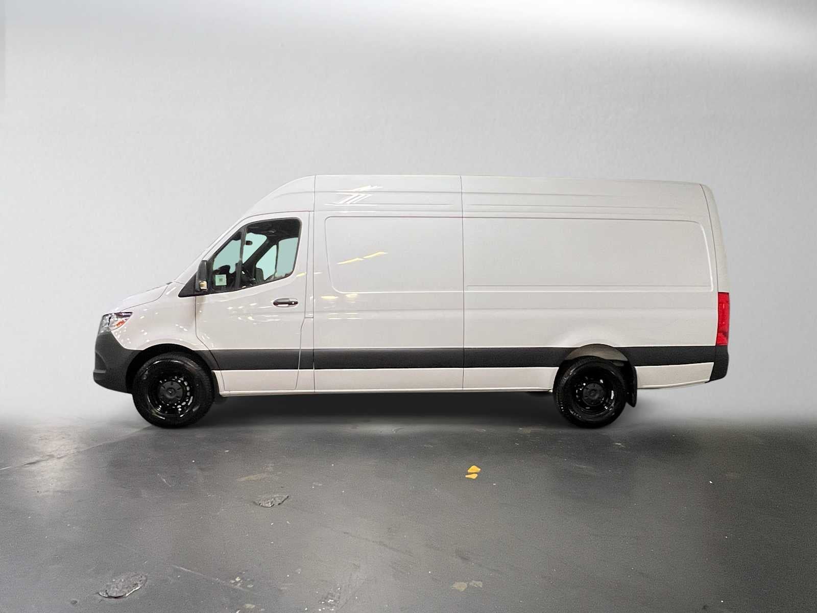 2027 Mercedes-Benz Sprinter Cargo 2500 High Roof I4 Diesel 170 RWD