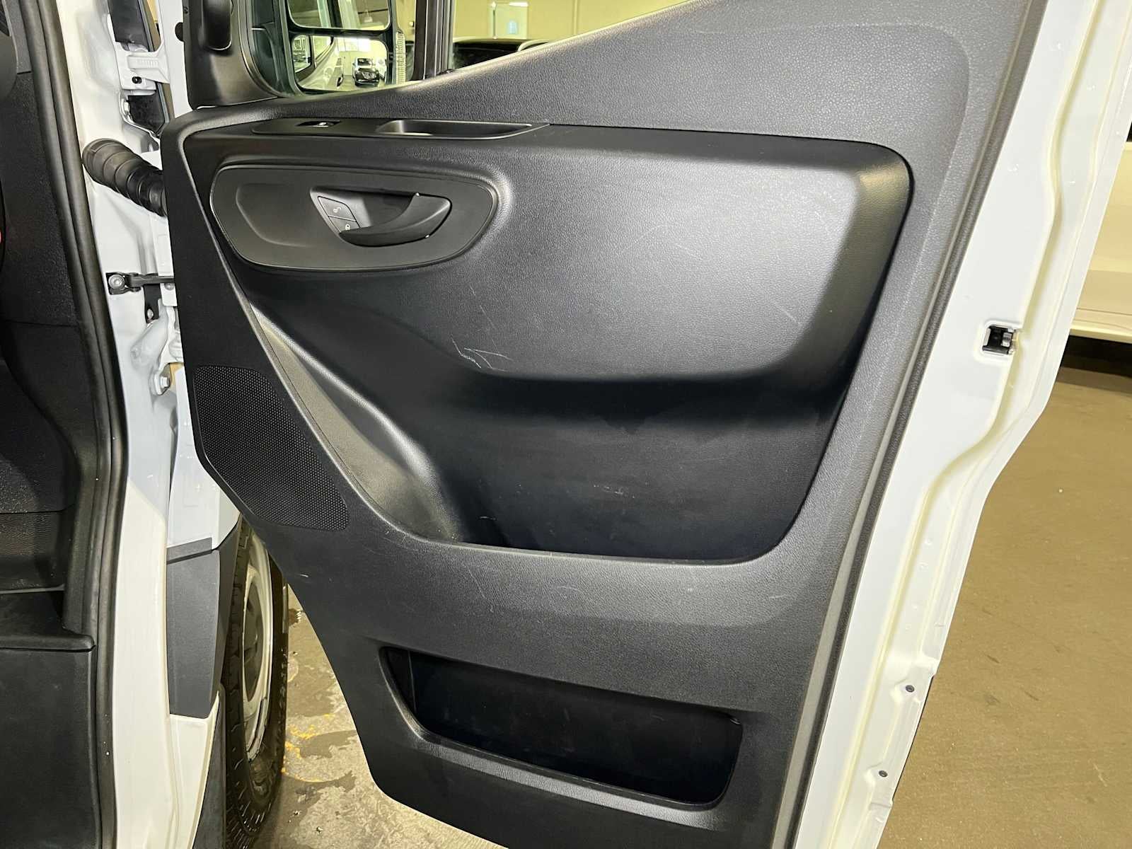 2023 Mercedes-Benz Sprinter Cargo 2500 High Roof I4 Diesel 170 RWD