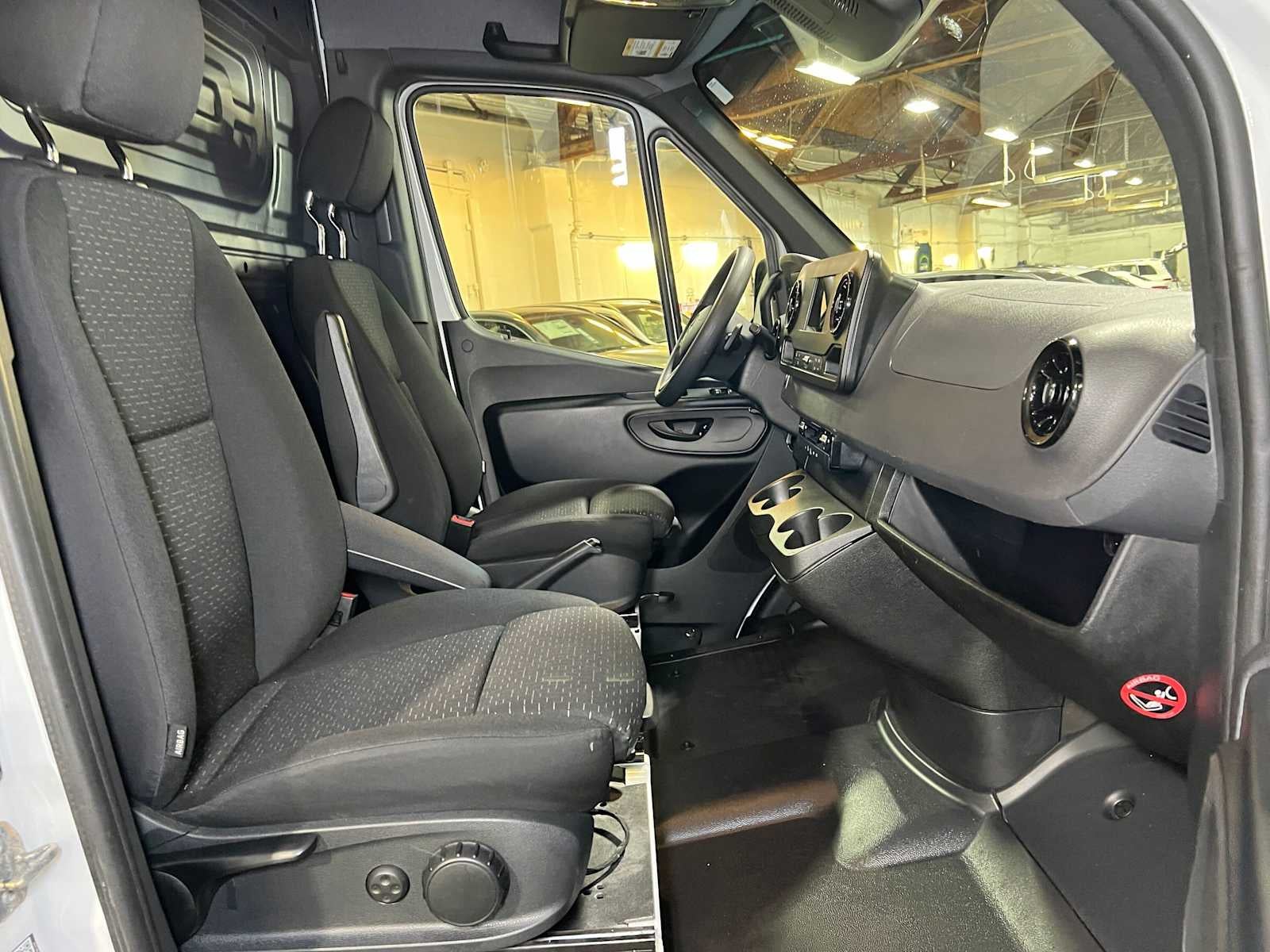 2023 Mercedes-Benz Sprinter Cargo 2500 High Roof I4 Diesel 170 RWD