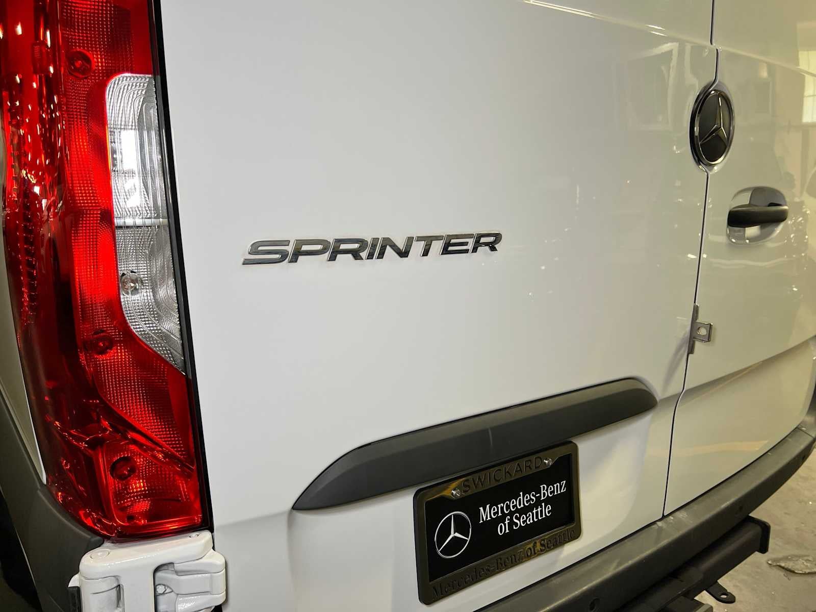 2023 Mercedes-Benz Sprinter Cargo 2500 High Roof I4 Diesel 170 RWD