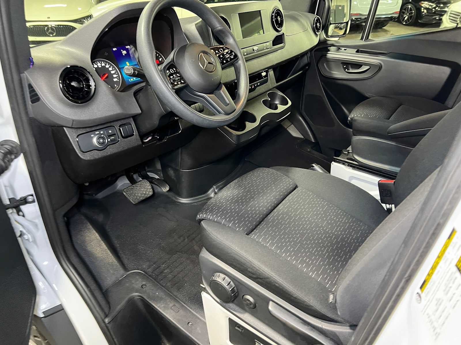 2023 Mercedes-Benz Sprinter Cargo 2500 High Roof I4 Diesel 170 RWD