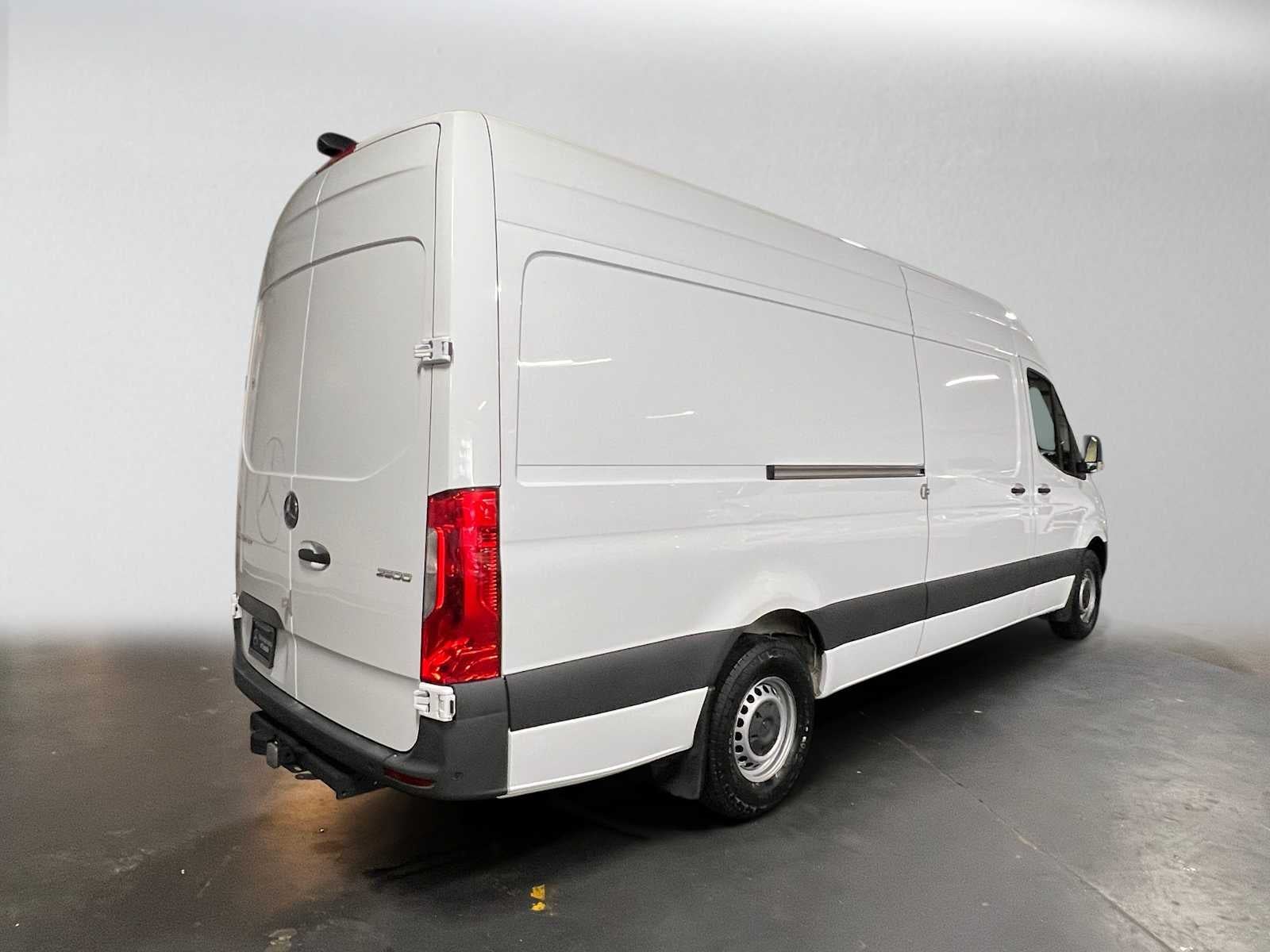 2023 Mercedes-Benz Sprinter Cargo 2500 High Roof I4 Diesel 170 RWD