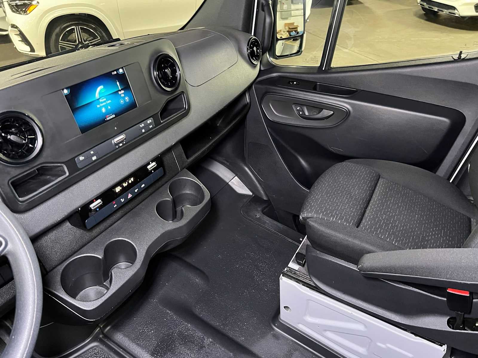 2023 Mercedes-Benz Sprinter Cargo 2500 High Roof I4 Diesel 170 RWD