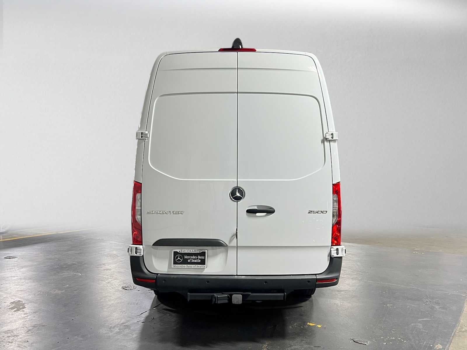 2023 Mercedes-Benz Sprinter Cargo 2500 High Roof I4 Diesel 170 RWD