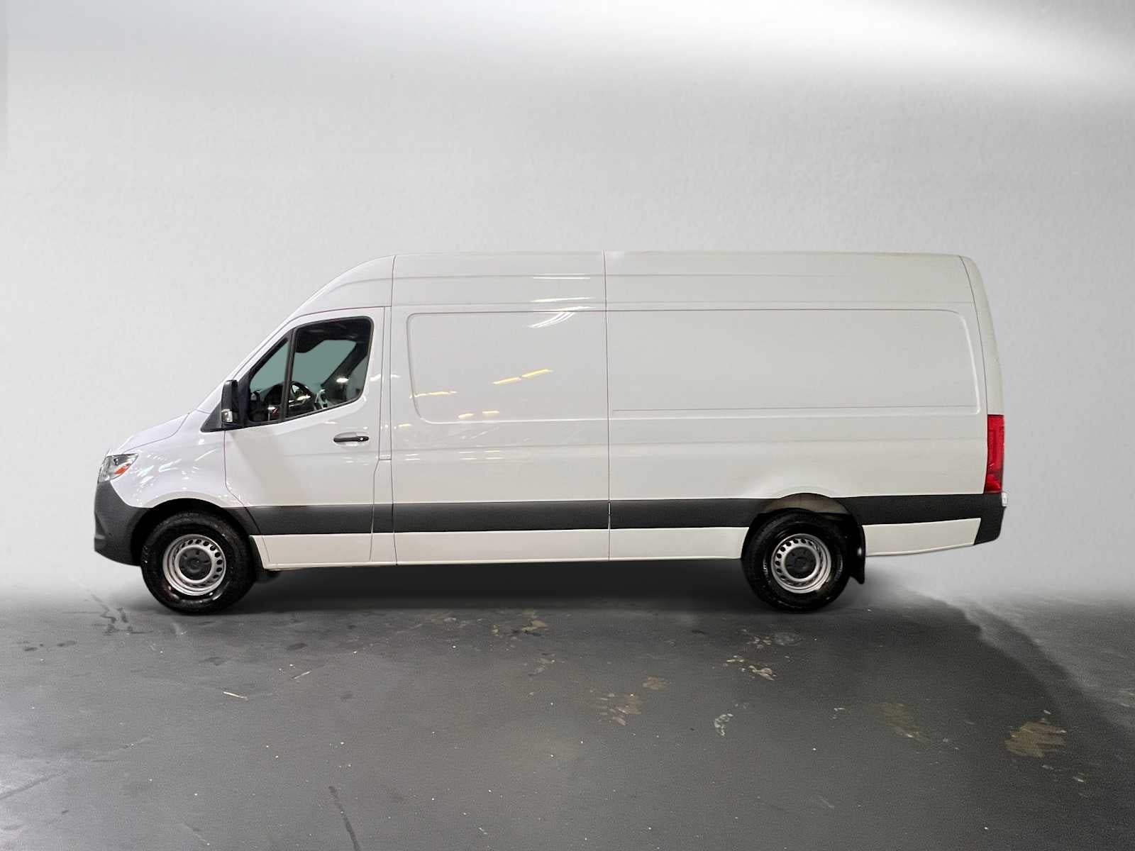 2023 Mercedes-Benz Sprinter Cargo 2500 High Roof I4 Diesel 170 RWD