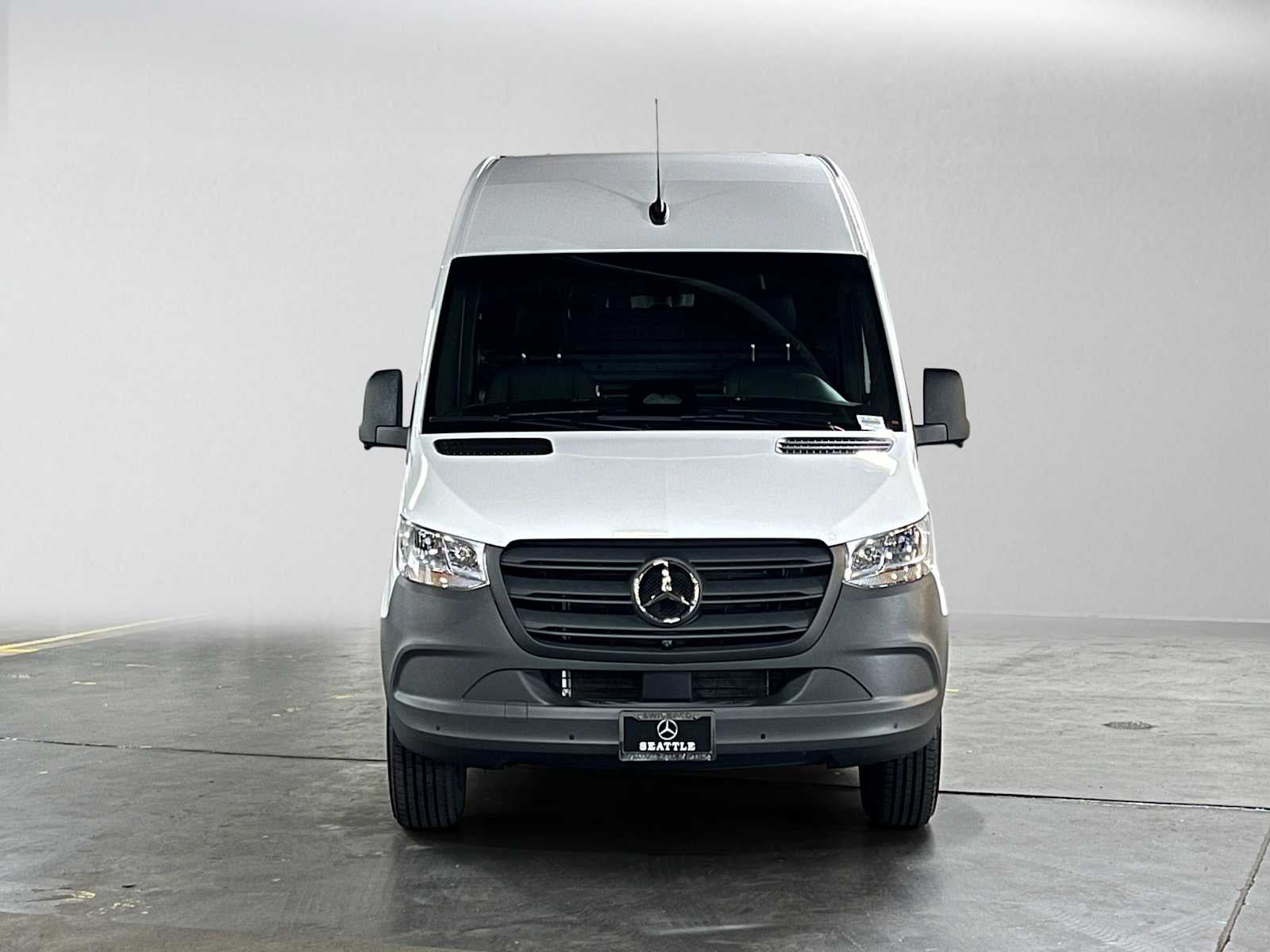 2026 Mercedes-Benz Sprinter 2500 High Roof I4 Diesel 170 RWD