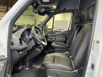 2026 Mercedes-Benz Sprinter Cargo 2500 High Roof I4 Diesel 170 RWD