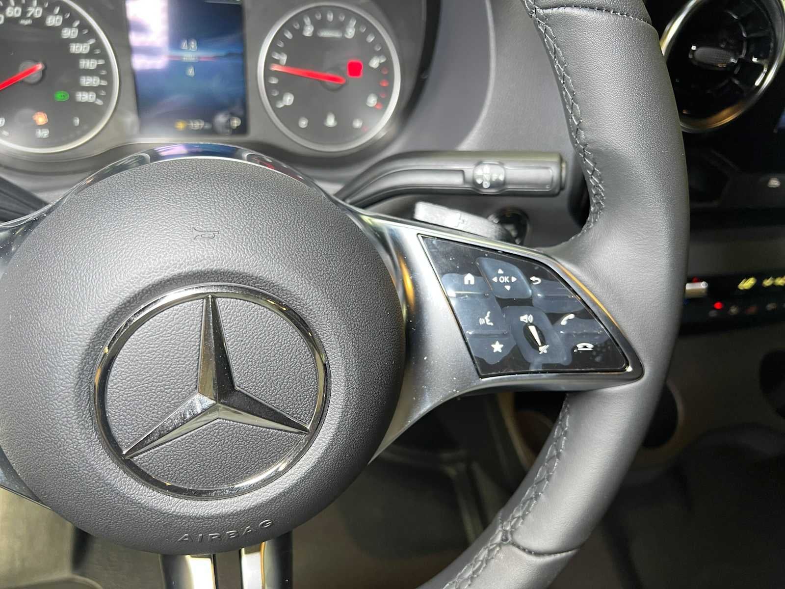 2026 Mercedes-Benz Sprinter Cargo 2500 High Roof I4 Diesel 170 RWD