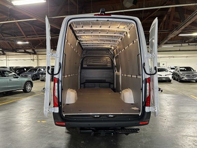 2026 Mercedes-Benz Sprinter Cargo 2500 High Roof I4 Diesel 170 RWD