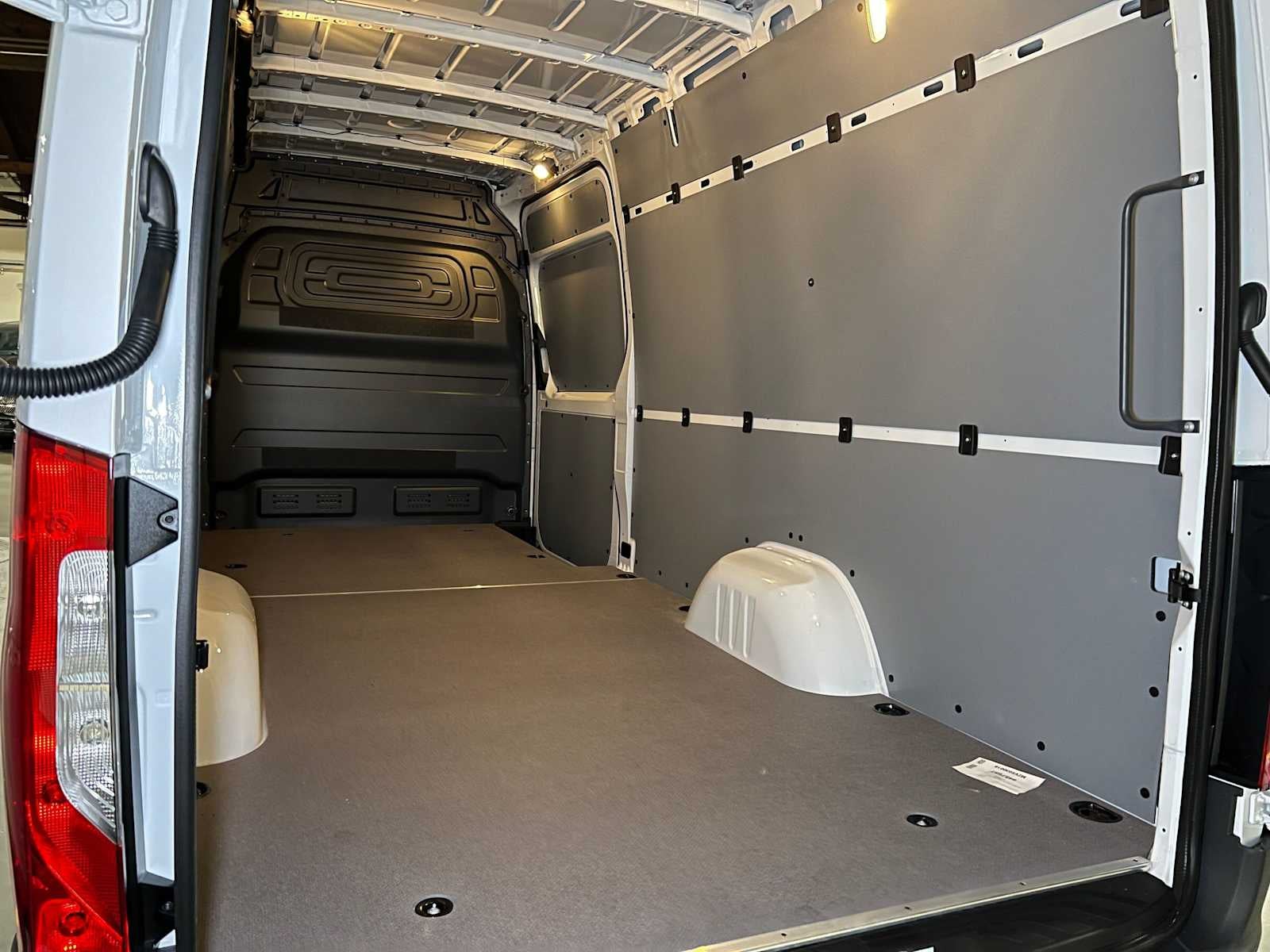 2026 Mercedes-Benz Sprinter Cargo 2500 High Roof I4 Diesel 170 RWD