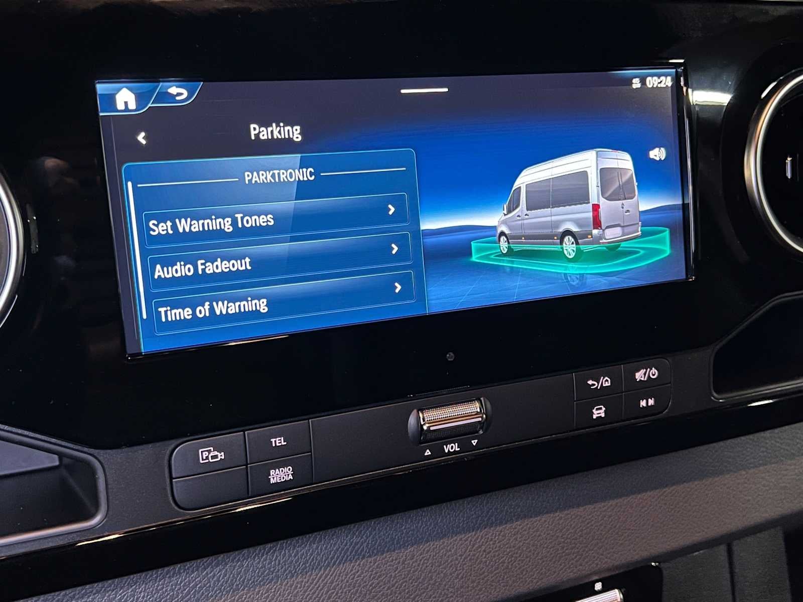 2026 Mercedes-Benz Sprinter Cargo 2500 High Roof I4 Diesel 170 RWD