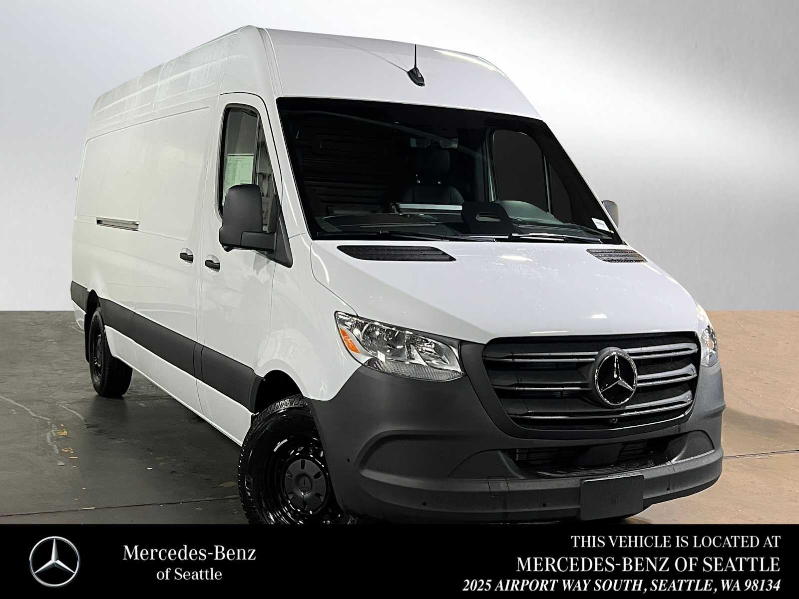 2026 Mercedes-Benz Sprinter 2500 High Roof I4 Diesel 170 RWD