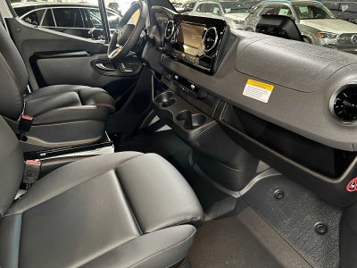 2026 Mercedes-Benz Sprinter 2500 High Roof I4 Diesel 170 RWD