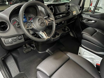 2026 Mercedes-Benz Sprinter 2500 High Roof I4 Diesel 170 RWD