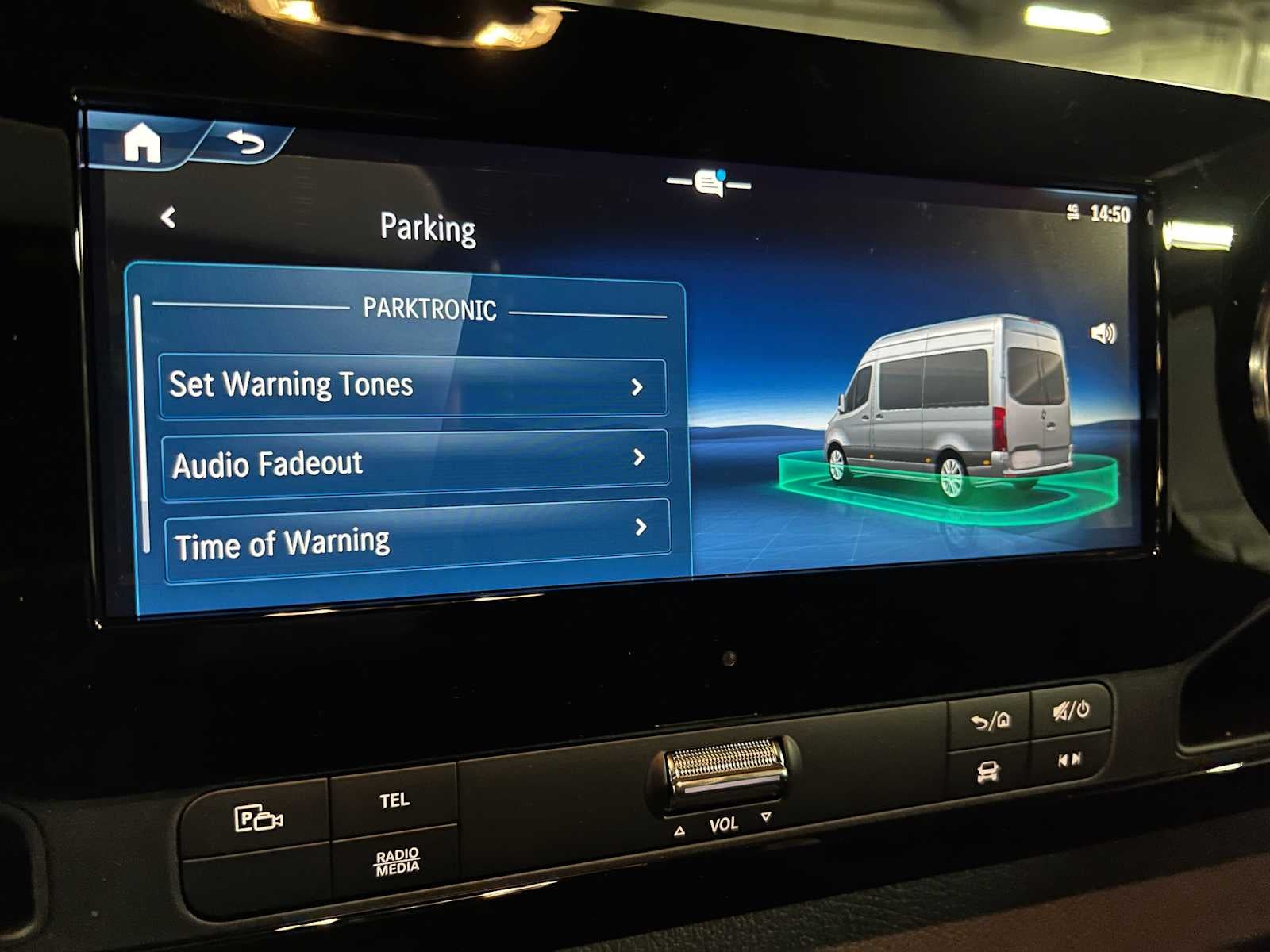 2026 Mercedes-Benz Sprinter 2500 High Roof I4 Diesel 170 RWD