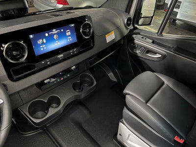 2026 Mercedes-Benz Sprinter 2500 High Roof I4 Diesel 170 RWD